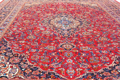 Laal Kashmiri Wool Handknotted Carpet